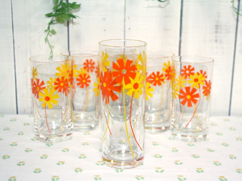 人気のアデリア 定番の花柄 アリス ゾンビグラス 昭和レトロ Honeycoco ハニココ