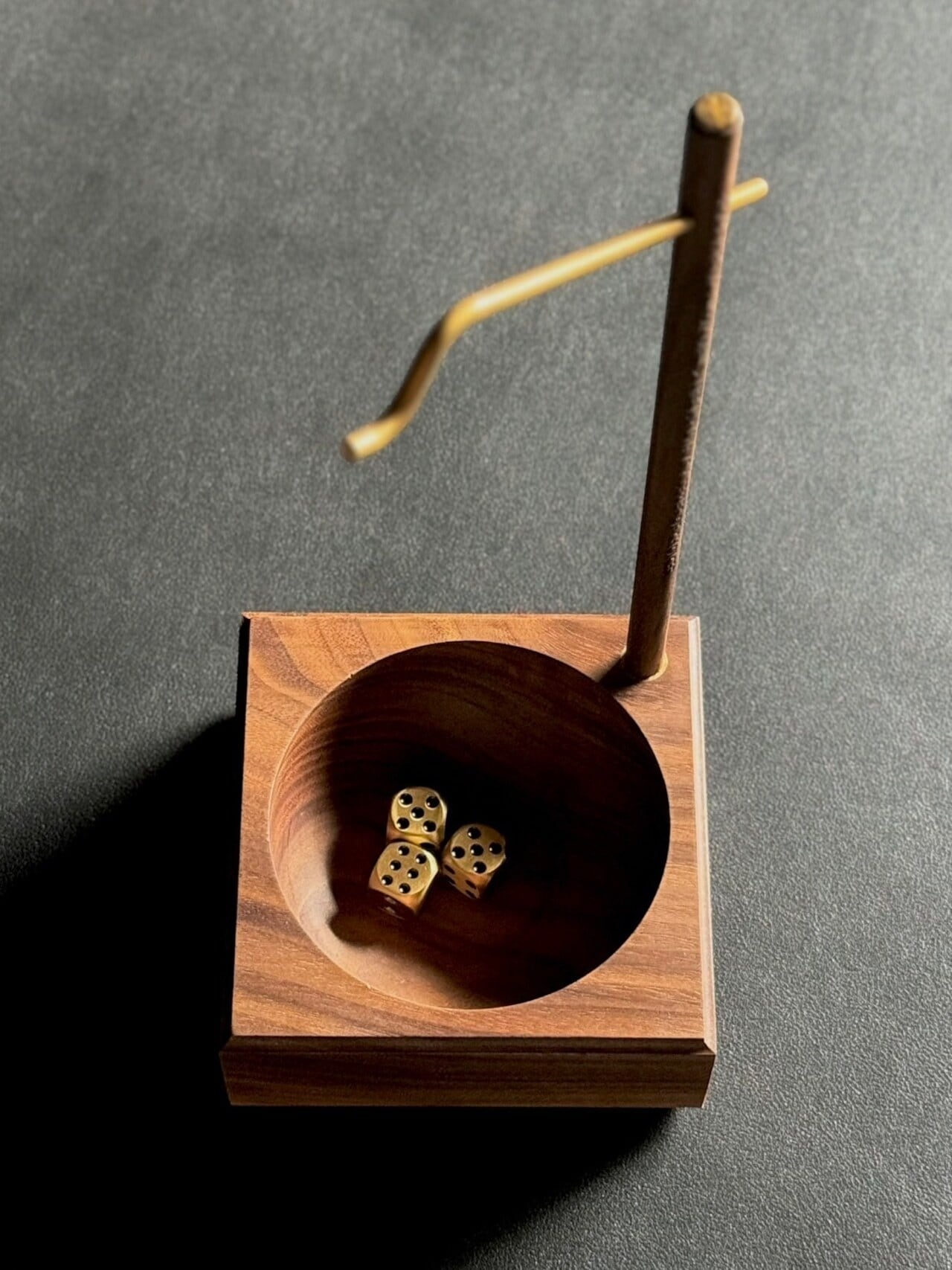 ライト・ランタン CAM-CHIRO-RIN 2.0 XWAG PRODUCTS XWAG PRODUCTS CAM-CHIRO-RIN 2.0（WALNUT EDITION） | OLIVE