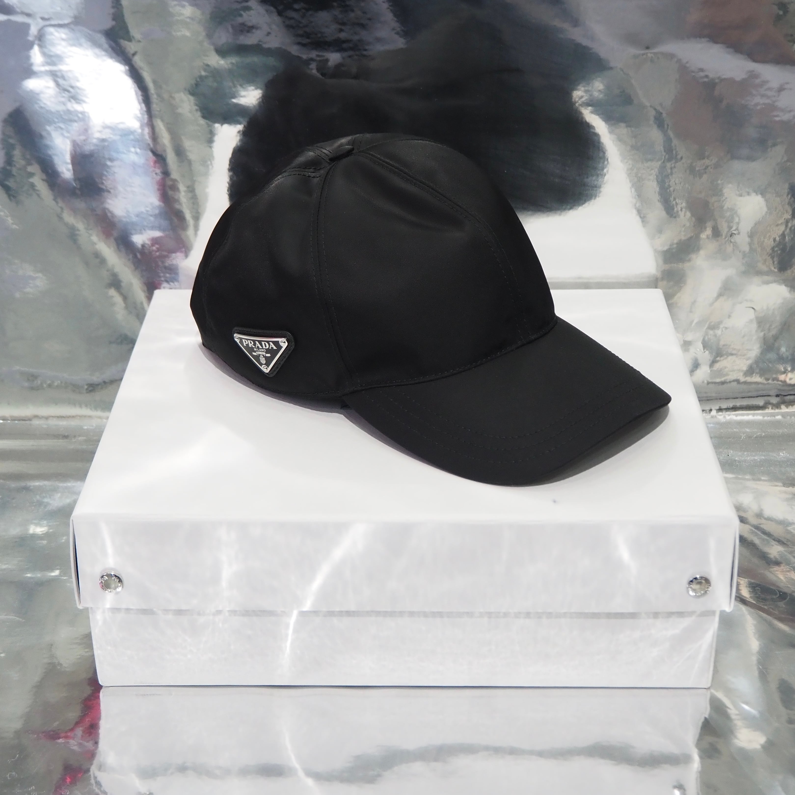 現行品】PRADA Re -Nylon ベースボールキャップ 帽子 ブラック プラダ