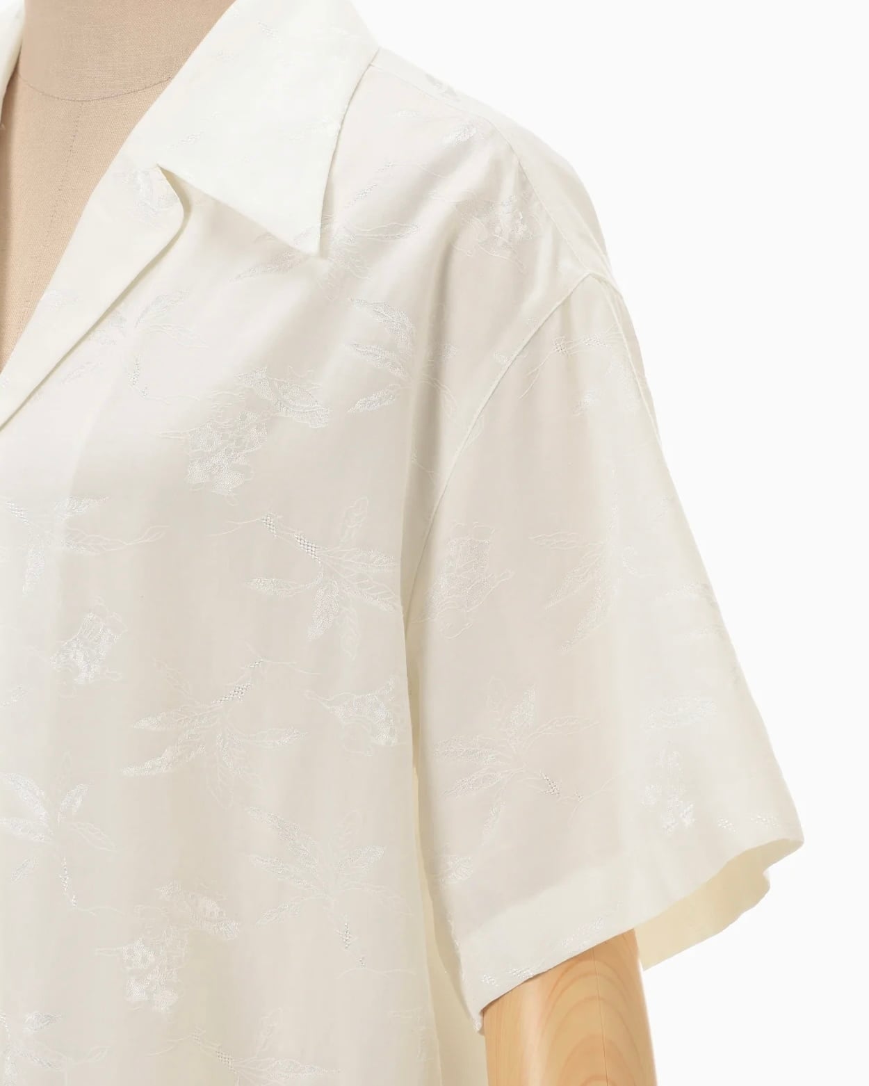 Mame Kurogouchi】Karako Jacquard Open Collar Shirt /ecru | TOLMA.