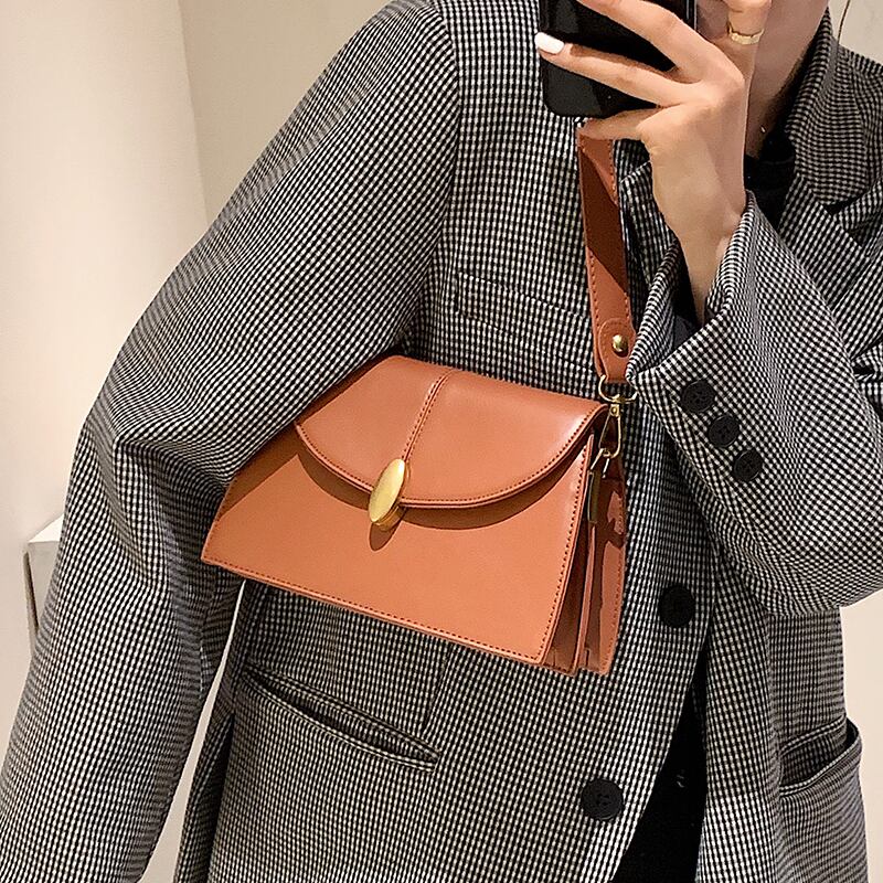 オータムウィンターシングル 秋物 冬物 スクウェア メッセンジャーバッグ Tiancai_Wing_Bag68172200766