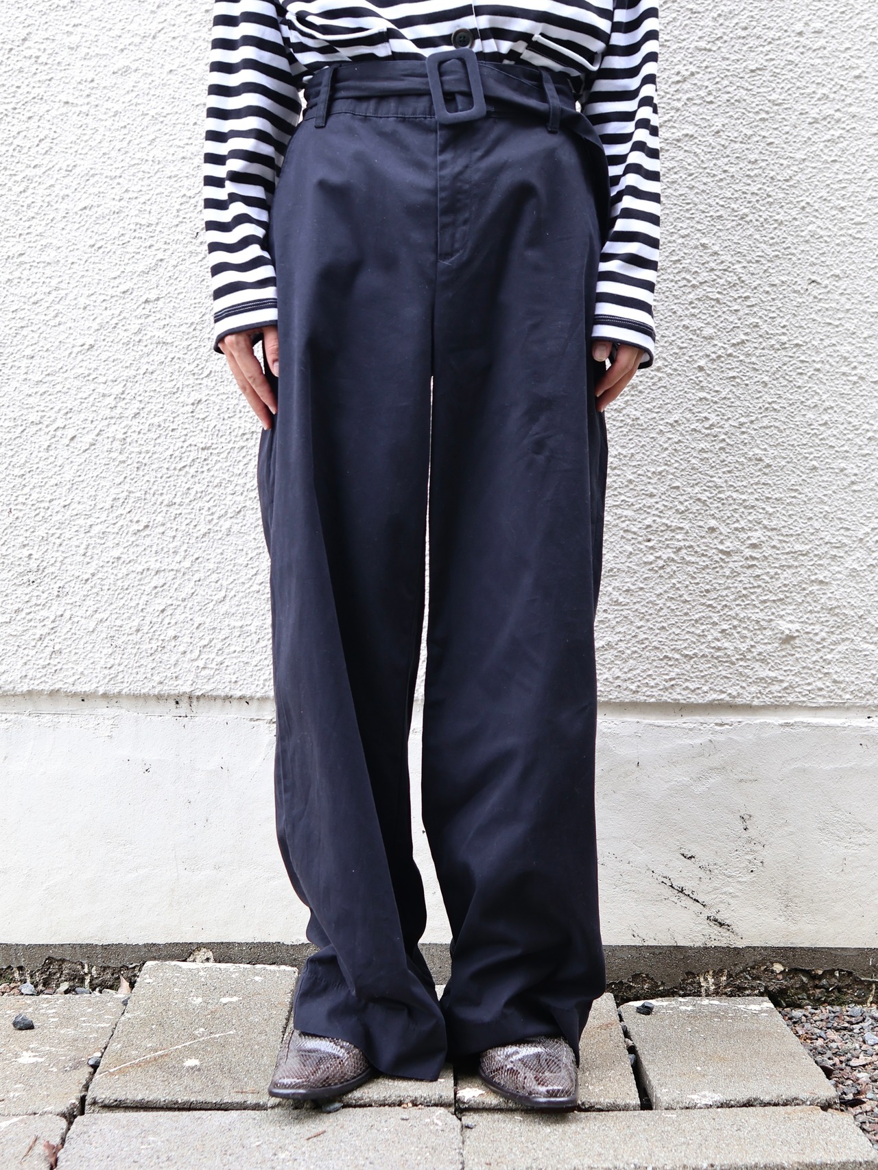 belted wide slacks