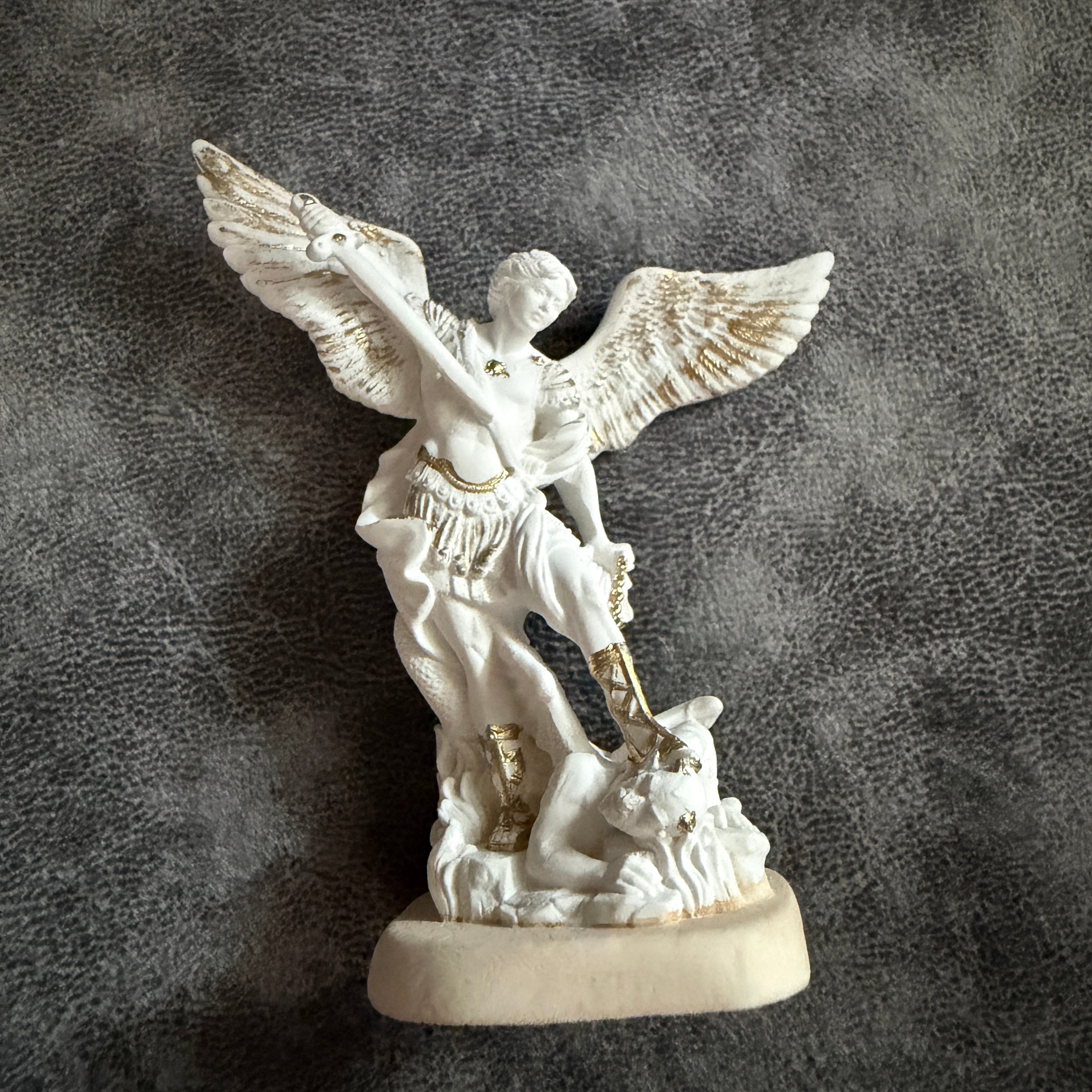 天使 | Antique medaille Mary
