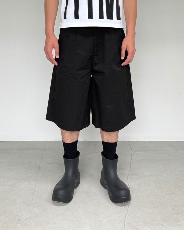 SHORTS-01 (BLACK)