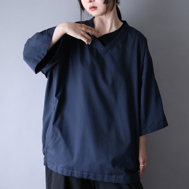 "NIKE" syakasyaka fabric tech design v-neck s/s pullover