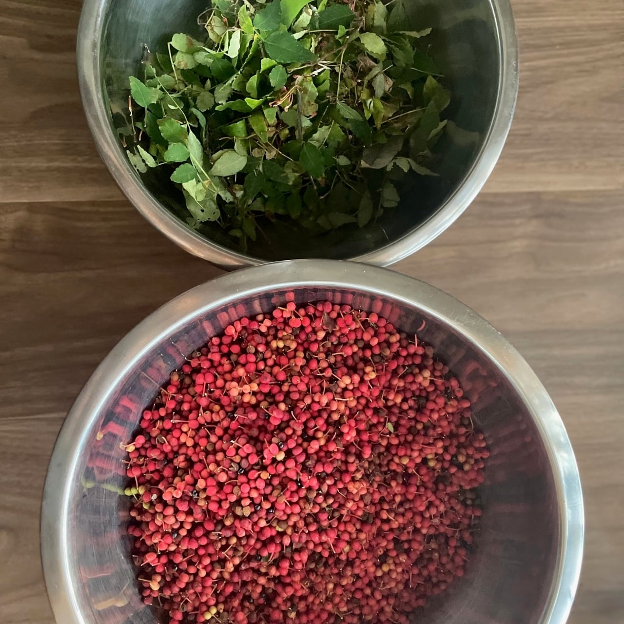 完熟赤山椒 (Red Sansho Pepper from Yamazoe, Nara) | MOUNTAIN HOUSE