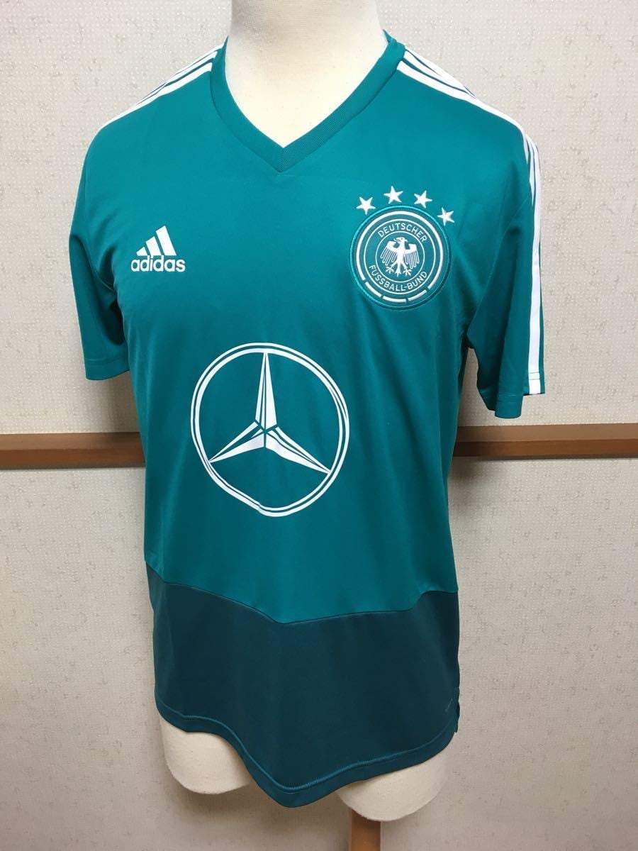 送料無料 adidas アディダス × DFB サッカードイツ代表 × メルセデス・ベンツ【2018年サッカーロシアワールドカップ  トレーニングウェア】 FREAK スポーツウェア通販・海外ブランド・日本国内未入荷・海外直輸入