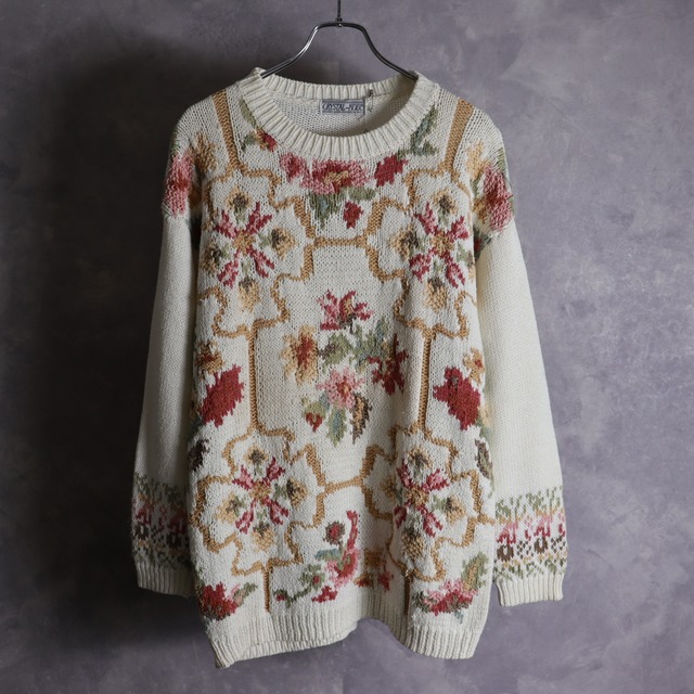 old flower special design knit
