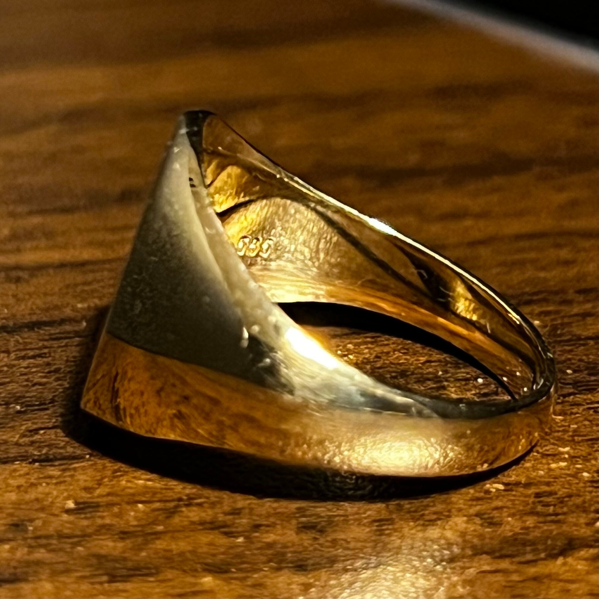 VINTAGE TIFFANY & CO. 14K Gold “VS” Monogram Signet Ring 