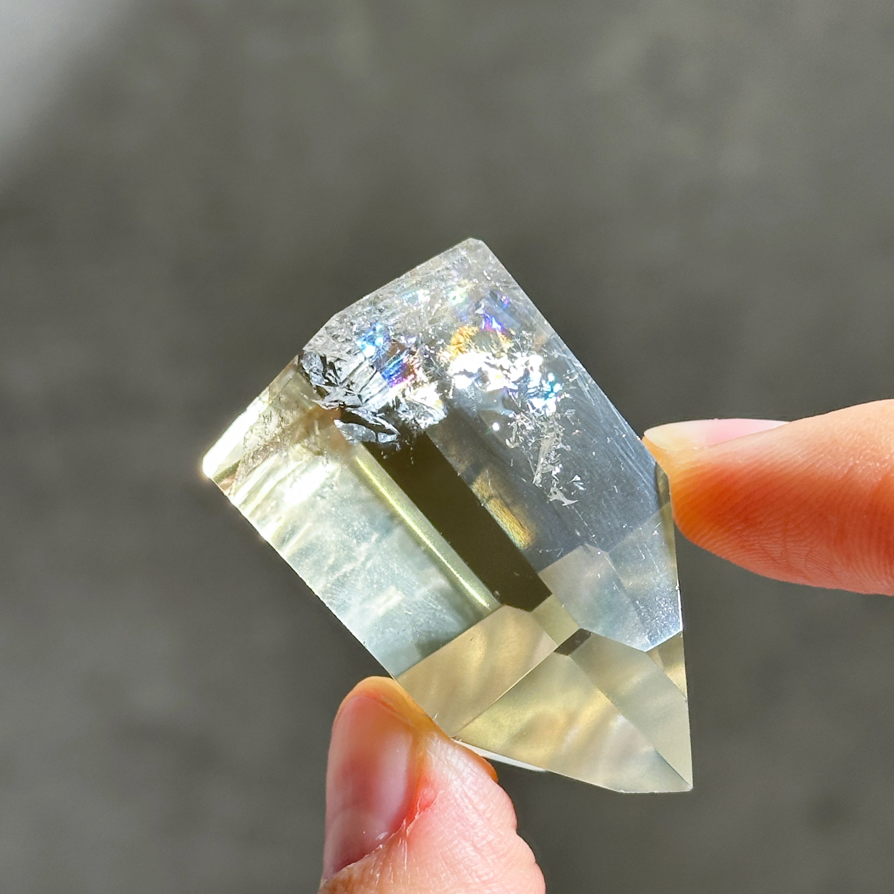 シトリン（黄水晶） タワー 72◇ Citrine ◇ 天然石・鉱物