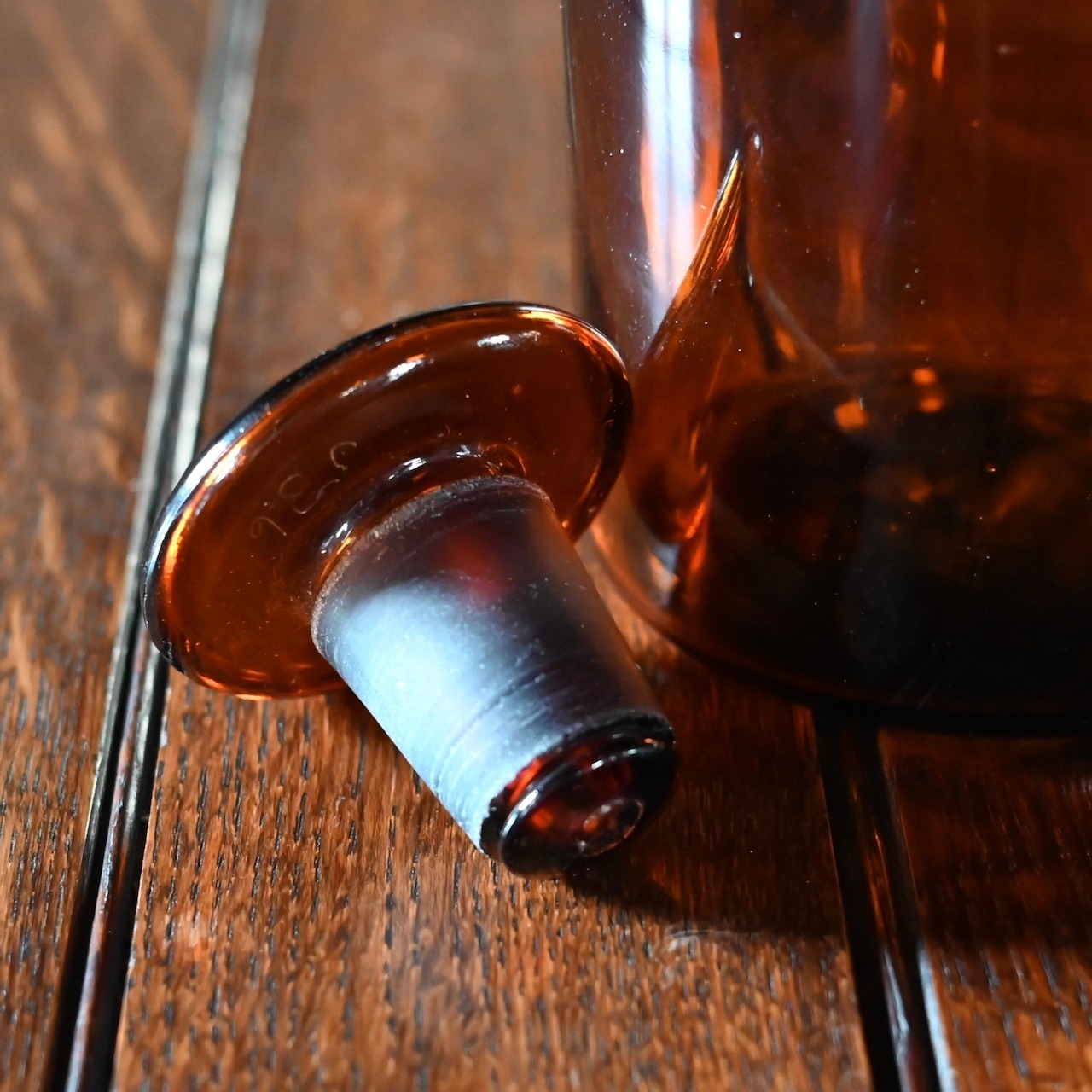 Bottle / ボトル【B】〈薬瓶・ボトル・ブロカント・花瓶・ディスプレイ・アンティーク・ヴィンテージ〉114029