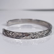 Heavyweight Hawaiian Bangle-plumeria-