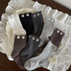 GOODS手縫いシルバー花ソックス