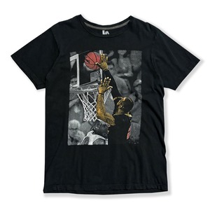 LeBron James 【Cleveland Cavaliers】 Printed T-Shirt. Majestic