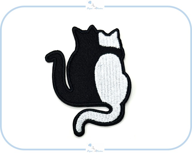 ES152 アップリケ 刺繍 黒白cats デザイン 猫 ねこ ネコ モノクロ モノトーン ブラック ホワイト ハンドメイド 材料 アイロン ワッペン 古着 リメイク アレンジ 服飾 衣装 コスチューム ペア カップル ギフト 海外インポート ファッション ワンポイント