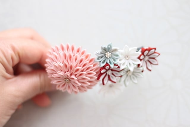 つまみ細工 コームとUピンのセット