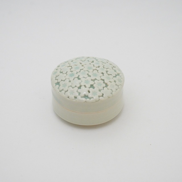 【Kaoru】貼付け花紋蓋物　14-3