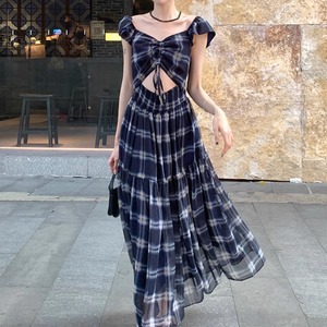 レディース スカート ワンピース ロングスカート ロング 半袖 襟なし Aライン ハイウエスト 伸縮性 かわいい 大人可愛い きれいめ シンプル カジュアル 上品 おしゃれ かっこいい レトロ アジアン こなれ感 ラフ ガーリー ルーズ 個性的 クール エレガント モダン 主役級 存在感 とろみ感 抜け感 ラブリー キュート ロマンティック ナチュラル チェック 夏 デート お出かけ リゾート 休日 バカンス ショッピング カフェ コーデ 楽ちん 脚長 普段使い モテ トレンド インスタ映え S M L