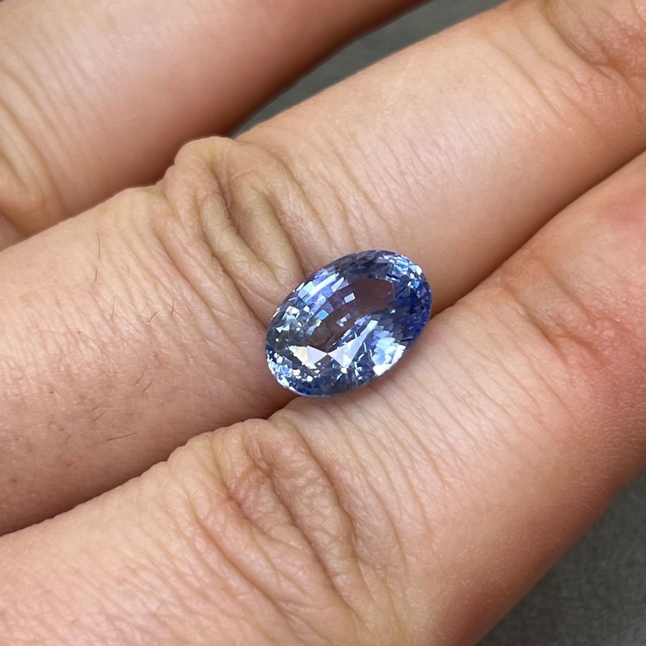 日独鑑別】非加熱サファイア 4.712ct 11.34mm×8.05mm オーバルカット 