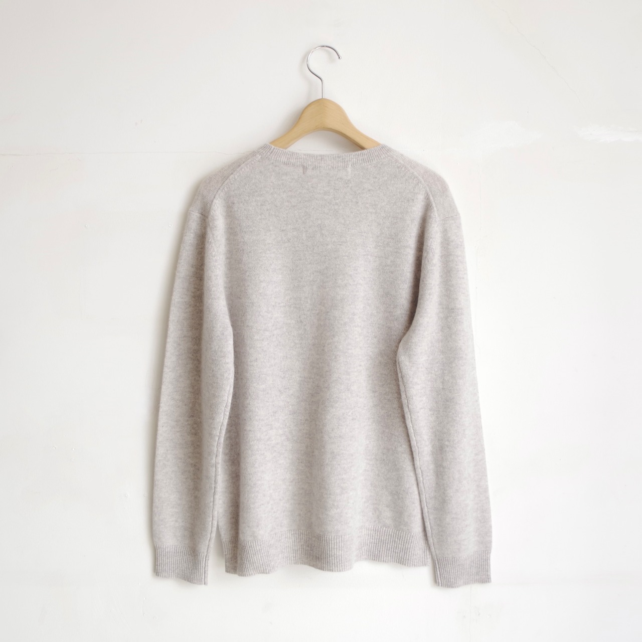 one f.  Cashmere Crew Neck Knit
