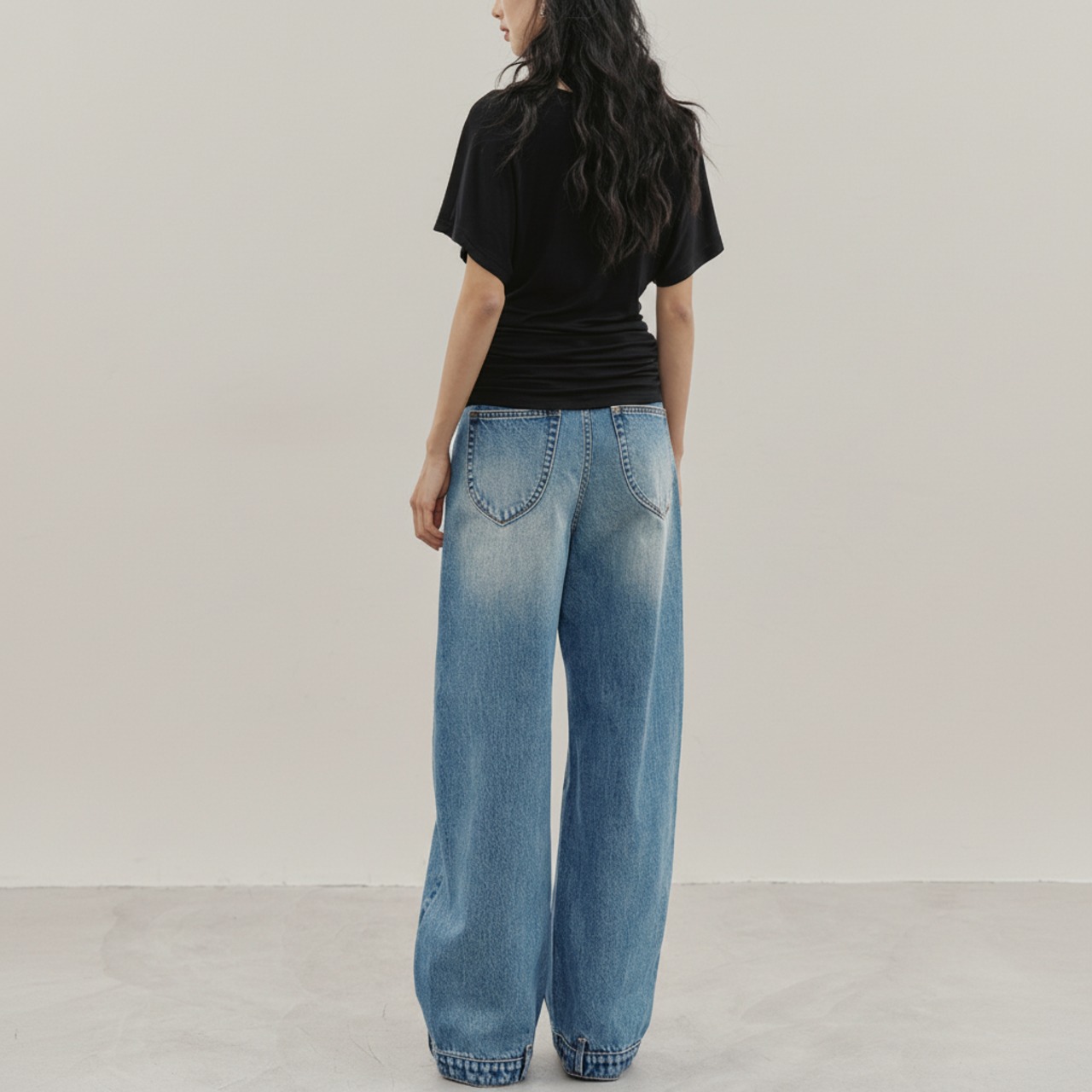 Vネック ドルマンスリーブ Tシャツ   2colors  26016・画像6