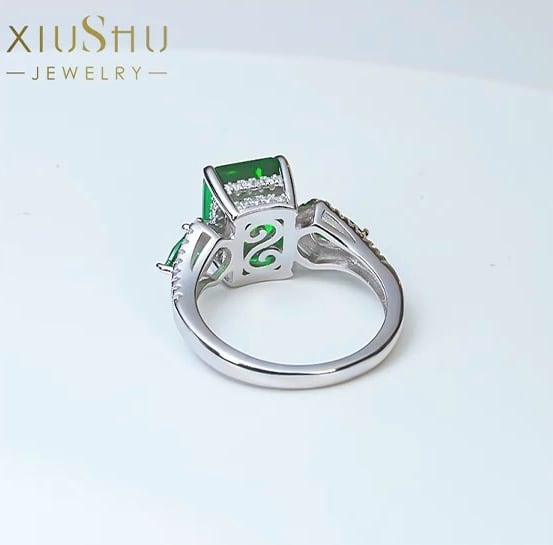 人工グリーントルマリン エメラルドカット 高炭素ダイヤモンド