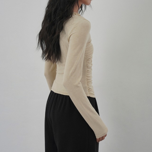 frill fit cut and sew top J00033