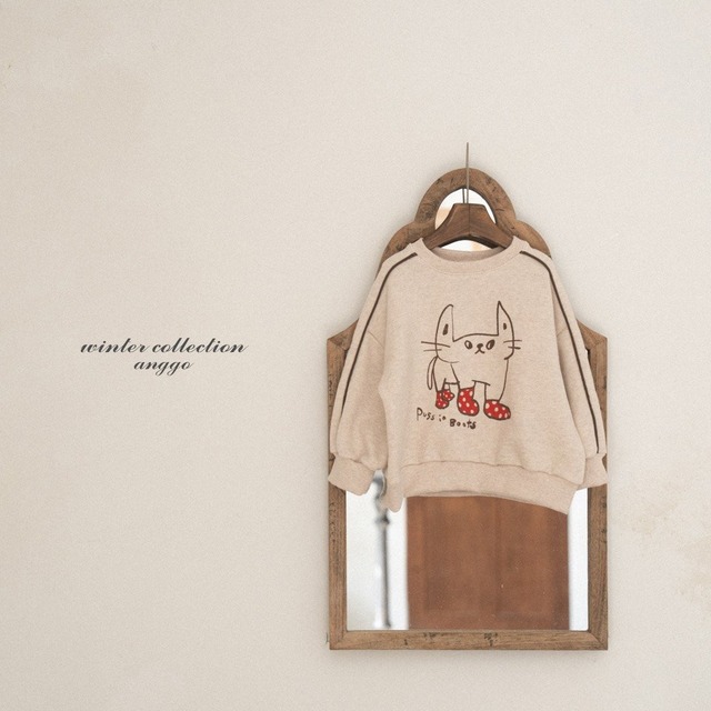 《予約》anggo ¨ line sweat shirt