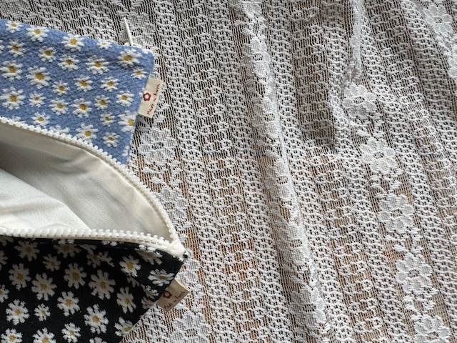 〘即納〙lacamel / daisy pouch