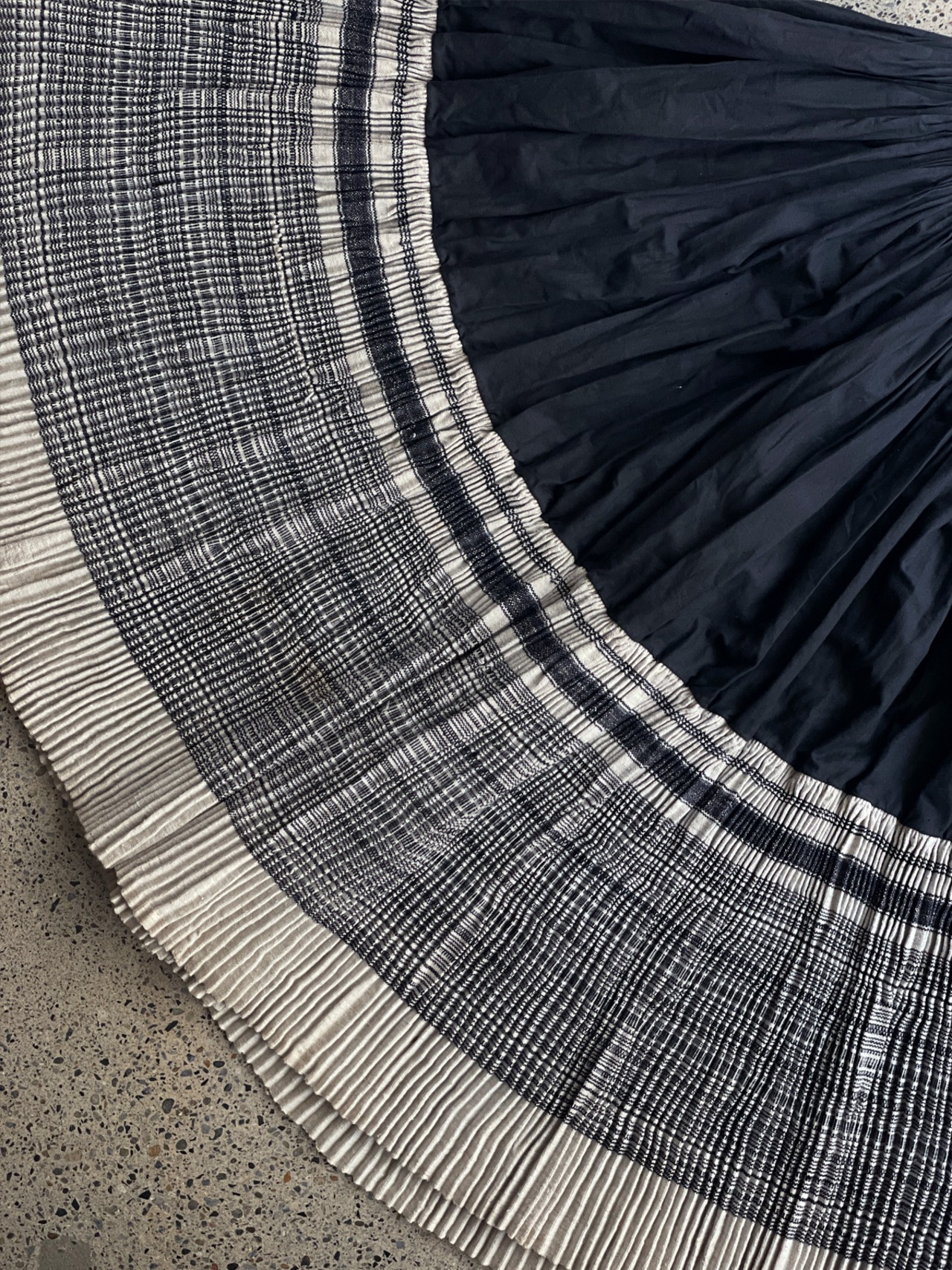 Miao tribe／Vintage pleated skirts
