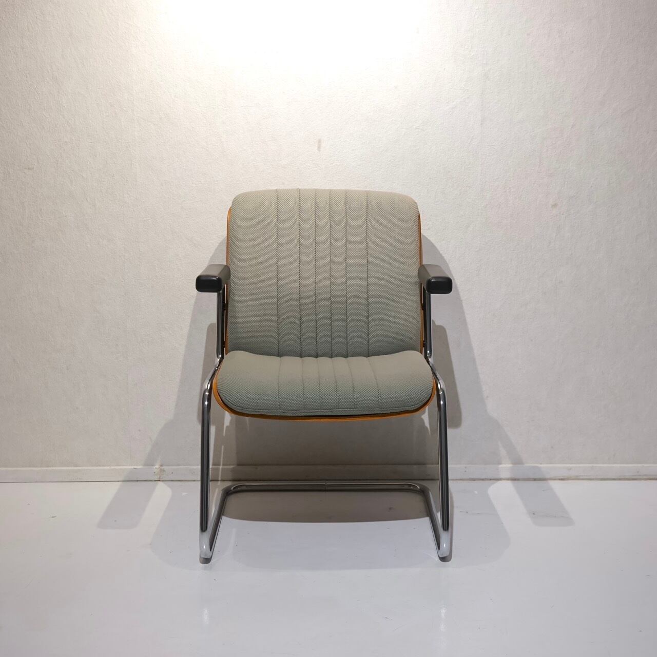 アウトレット品 giroflex ジロフレックス BRASA ブラサ ダイニング