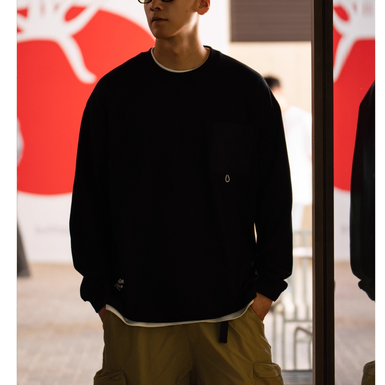 Utility pocket long sleeve tee 1095 - 7