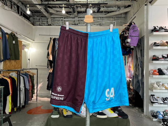 Supreme SPLIT SOCCER SHORT BURGUNDY MEDIUM 53533