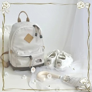 くまとお花 ネームタグ3点セット 名入れ お名前 アクリルキーホルダー シューズタグ シューズマーカー アンブレラマーカー ネームキーホルダー ネームプレート 幼稚園 保育園 小学校 入学 入園 通園 準備 グッズ 靴 上履き 上靴 傘 鞄 ギフト プレゼント 子供 男の子 女の子