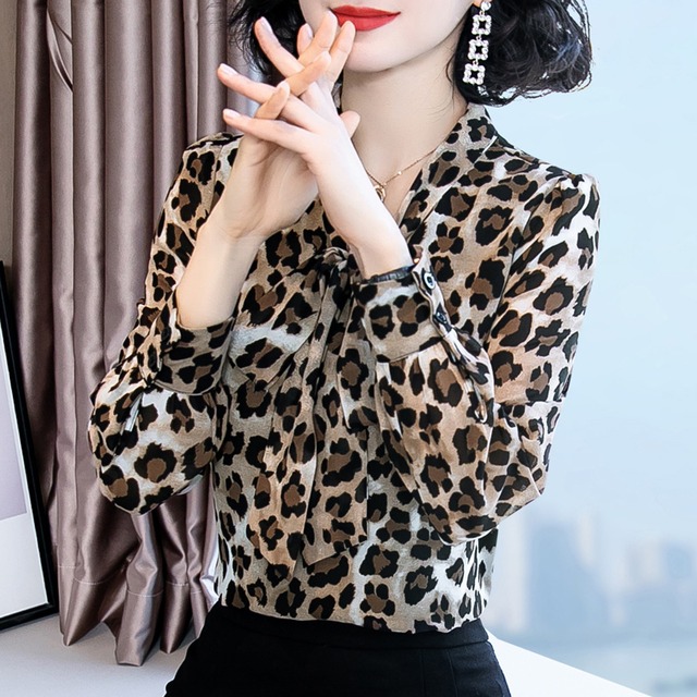 トップス レディース 送料無料 レオパード 切り替え ワイシャツ ブラウス 襟付き ストライプ ポケット付き ランタンスリーブ パフスリーブ 長袖 ロングスリーブ ストレート かわいい 可愛い カジュアル シンプル きれいめ 上品 エレガント こなれ感 抜け感 ラブリー キュート ガーリー フェミニン 春 春服 夏 夏服 秋 秋服 冬 冬服 デート おでかけ 学生 通学 モテ 着回し 普段使い 重ね着 10代 20代 ブラウン S M L XL 2XLコーデ