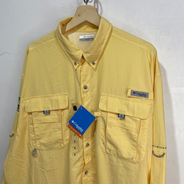 『送料無料』columbia タグ付き未使用フィッシングシャツ　XL 企業ロゴ　イエロー