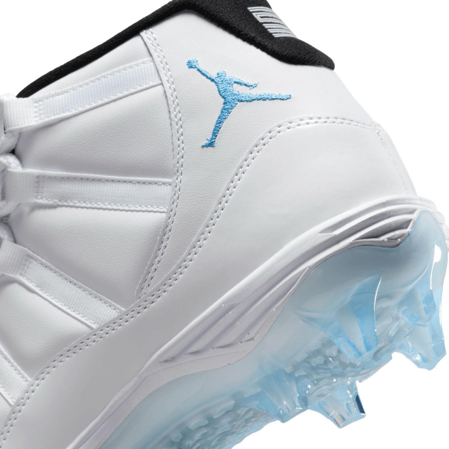 Jordan 11 Mid TD レジェンドコロンビアブルー アメフト スパイク