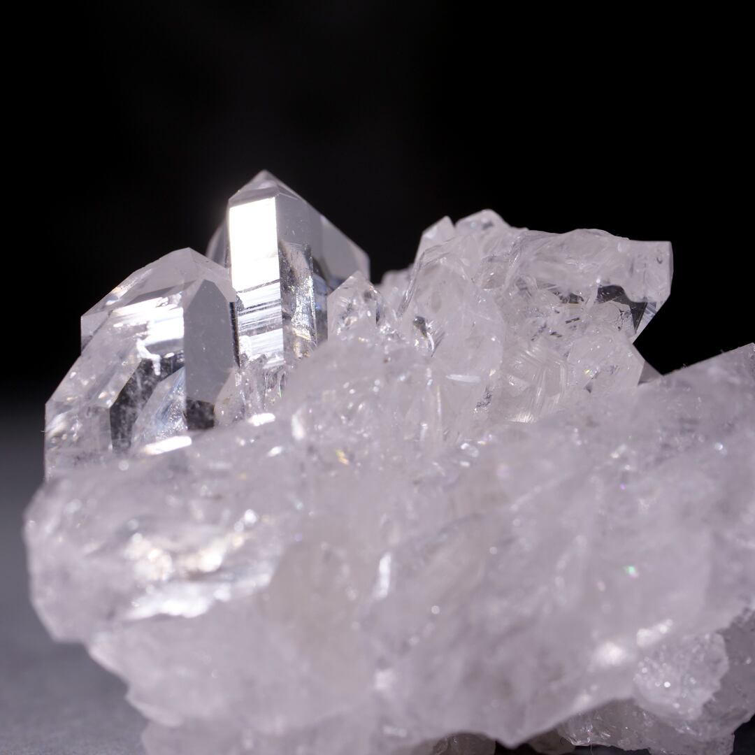 高品質　トマスゴンサガ産　クリア　クォーツ　クラスター　水晶　原石 トマスゴンサガ産 水晶 クリアクォーツ / 原石 標本 | ariife.公式