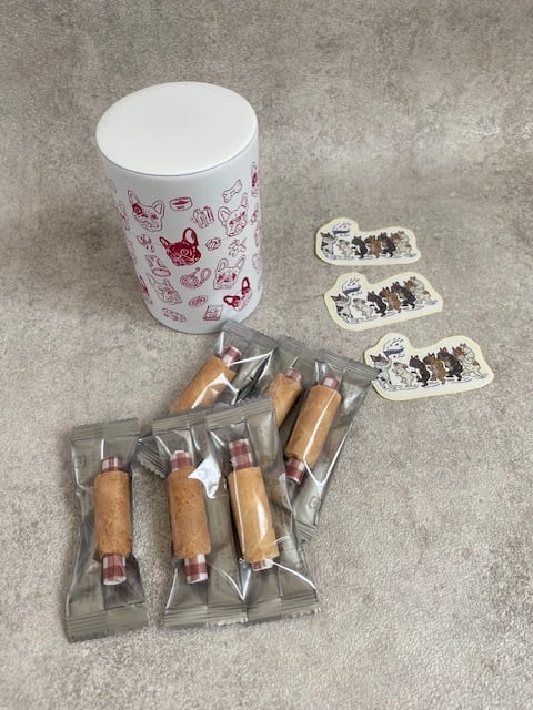 TRUNK19周年フォーチュンクッキー入り缶 +ミニステッカー3枚プレゼント付き
