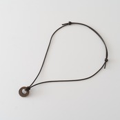 積み革のネックレス KUDU