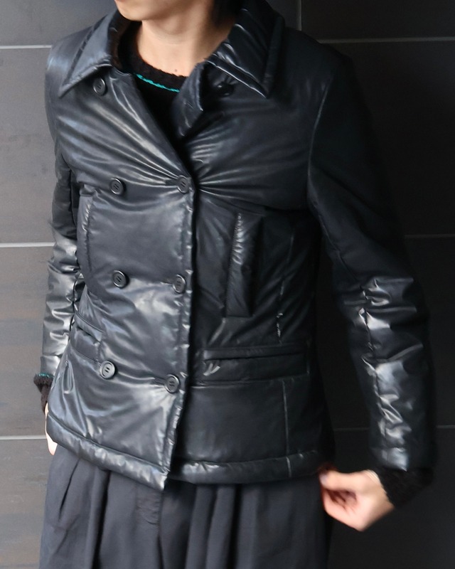 Enamel detail P coat