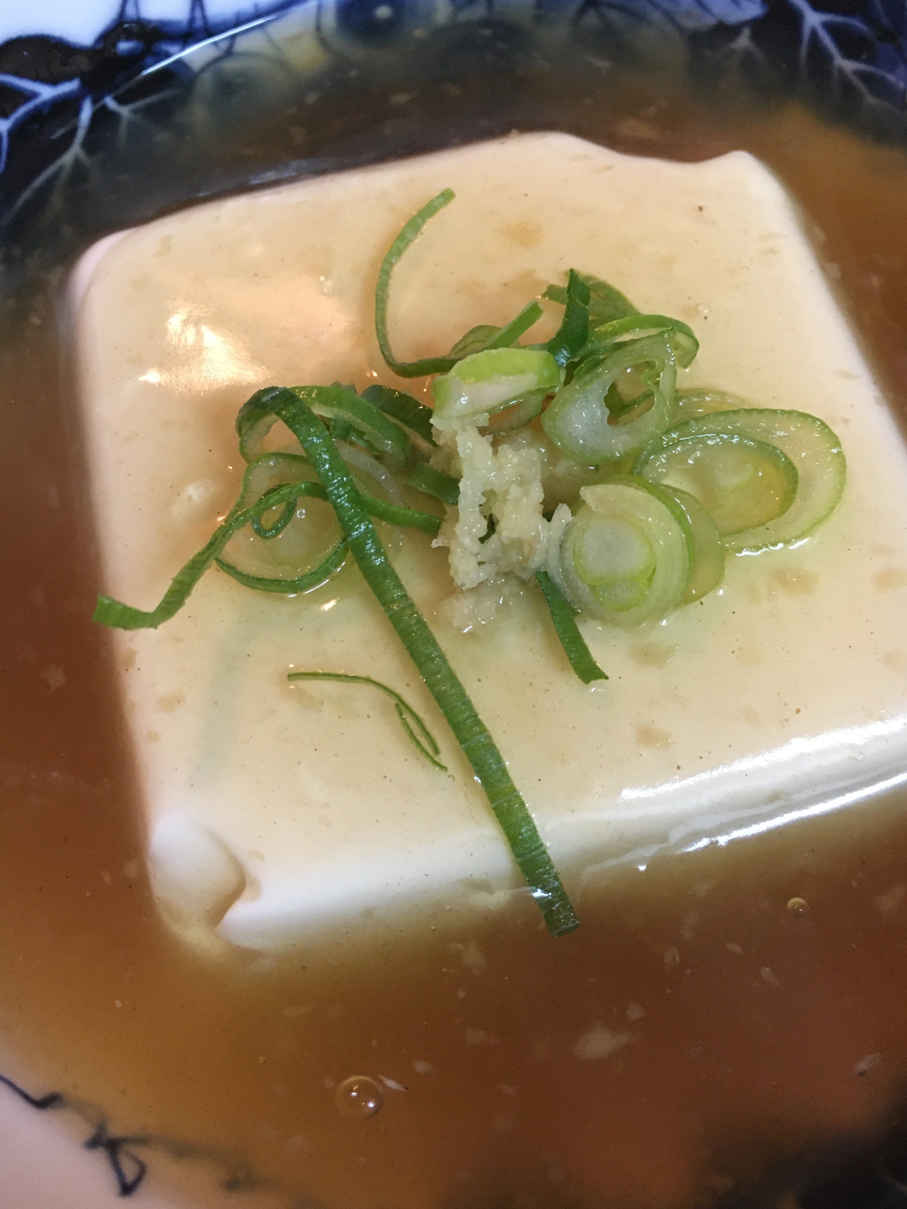 鍋庄商店 まろやか醤油 1.8ℓ1本・うす口醤油1.8ℓ1本 セット | 鍋庄商店