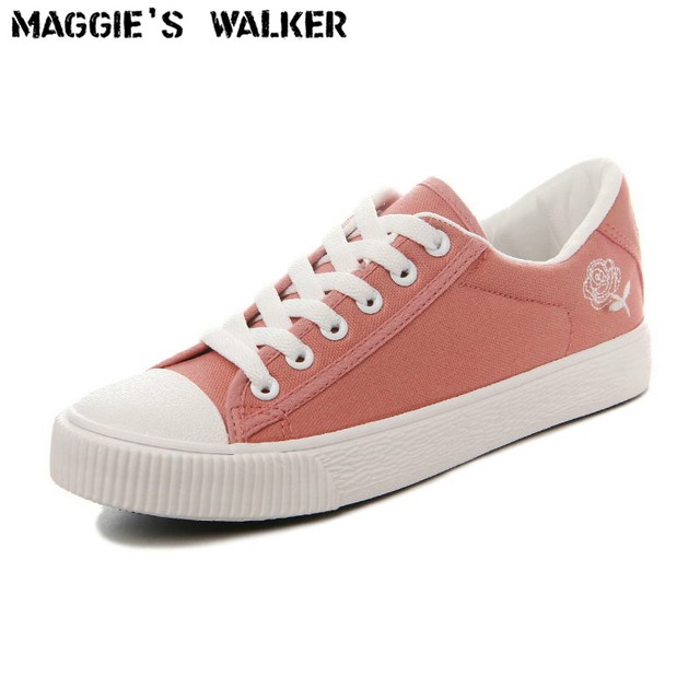 マギーのウォーカー女性ファッション春キャンバスカジュアルシューズプラットフォーム低トップキャンバスひも靴ピンク/黒/ホワイトサイズ36〜40