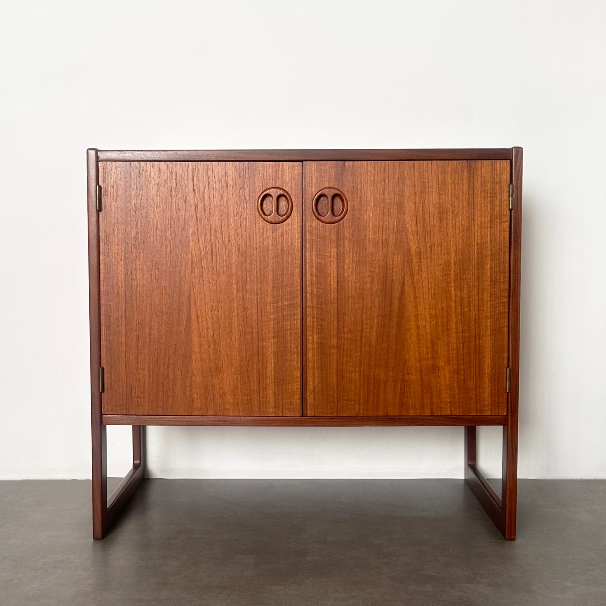 Small cabinet ”Domino” by Arne Wahl Iversen for IKEA / CS181