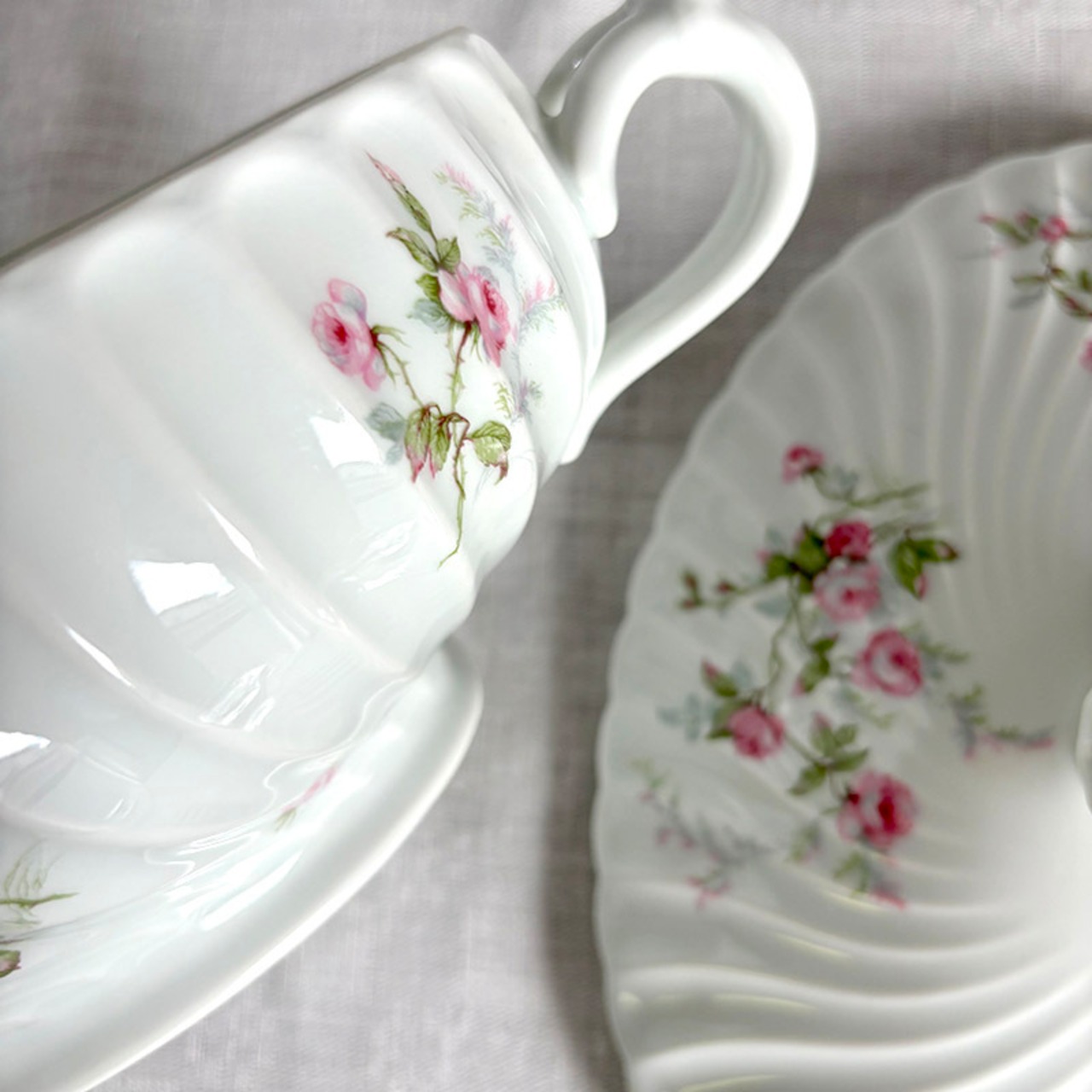 スーピエール　リモージュ アビランド　ピンクの薔薇のスープチュリーン チューリン　Limoges 19twe12