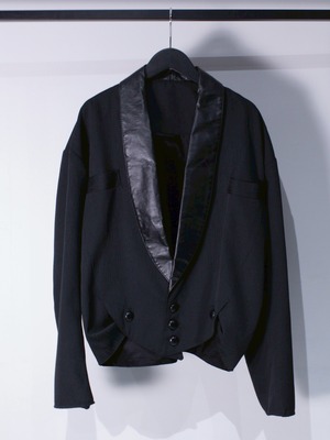 【Caka BLACK】Faux Leather Swiching Vintage Short Length Tailored Jacket