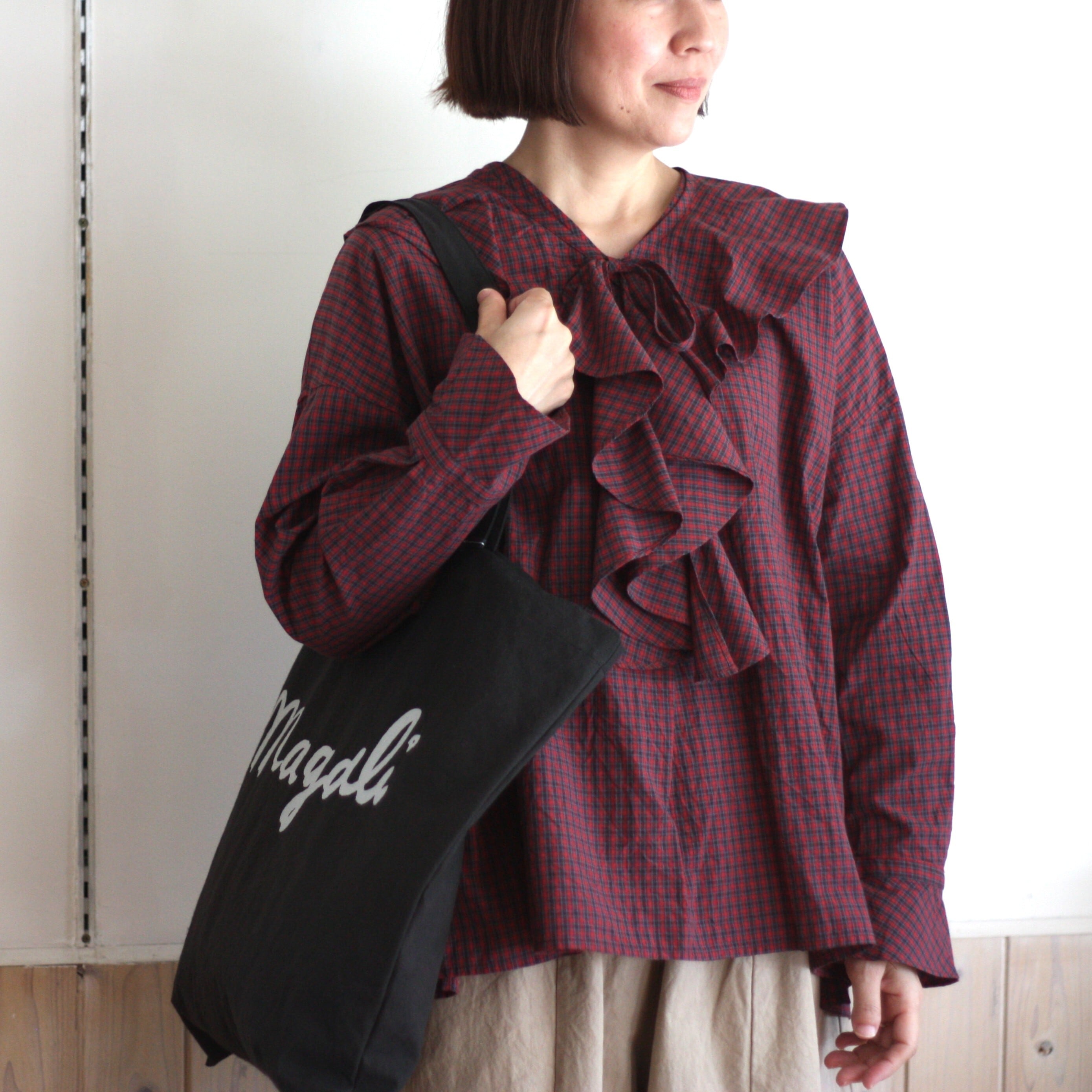 ROBE de PEAU ローブデポー 2 Way Frill Collar Blouse Red-Check