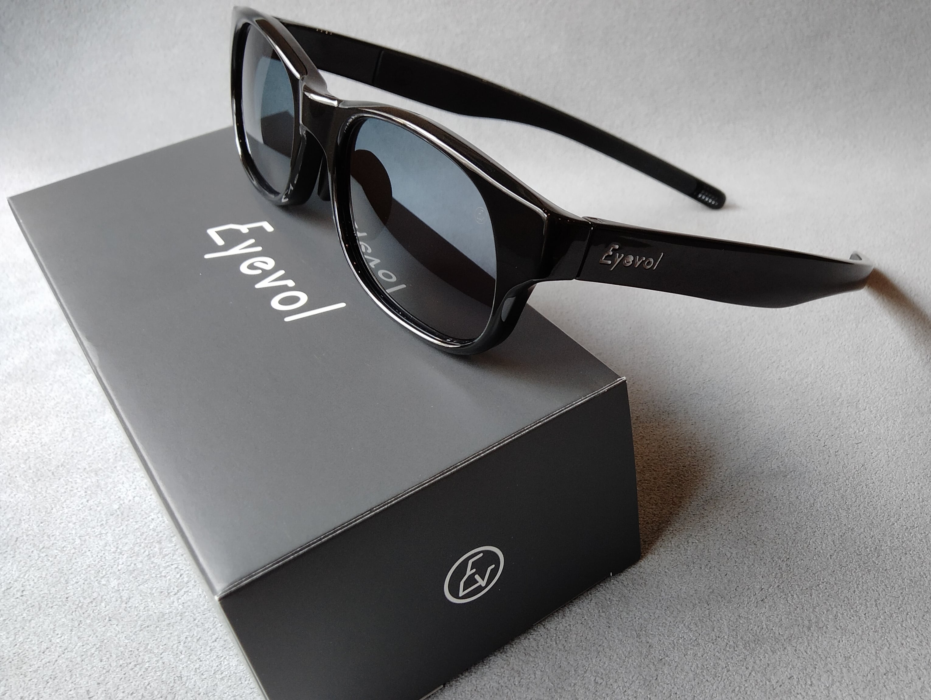 Eyevol（アイヴォル）「DAMON（52）デイモン」C:BK-DG-DBL | メガネ