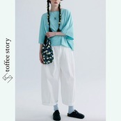 チューリップ刺繍のガーリーラウンドネックトップス P0022
