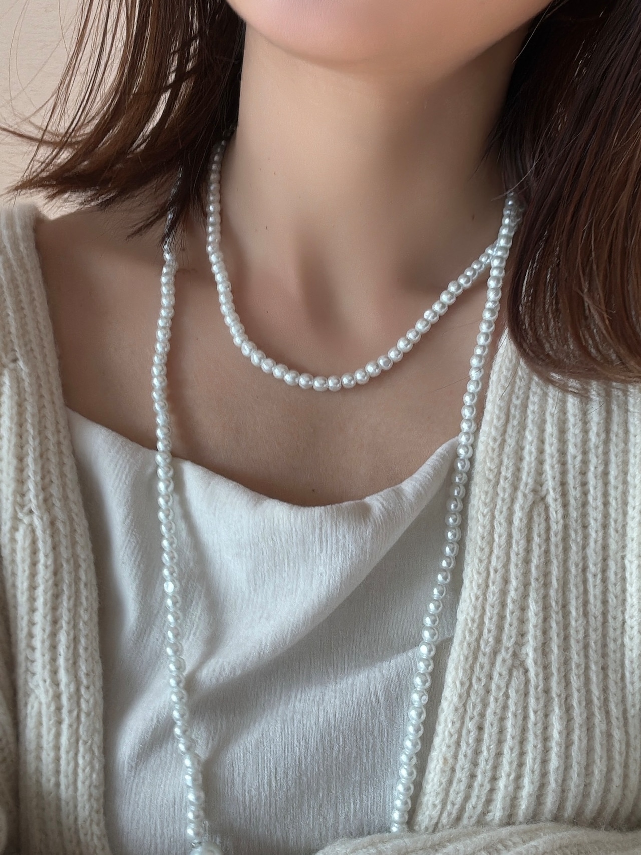 パールエンドロングネックレス